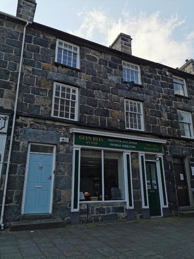 Eldon Row - Stylish Character Apartments - Central Location 1 & 2 Bed Available Dolgellau Exterior foto